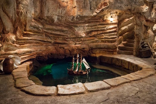 Color-changing Moodstone Real Mako Mermaid Moonpool Island of -  Israel